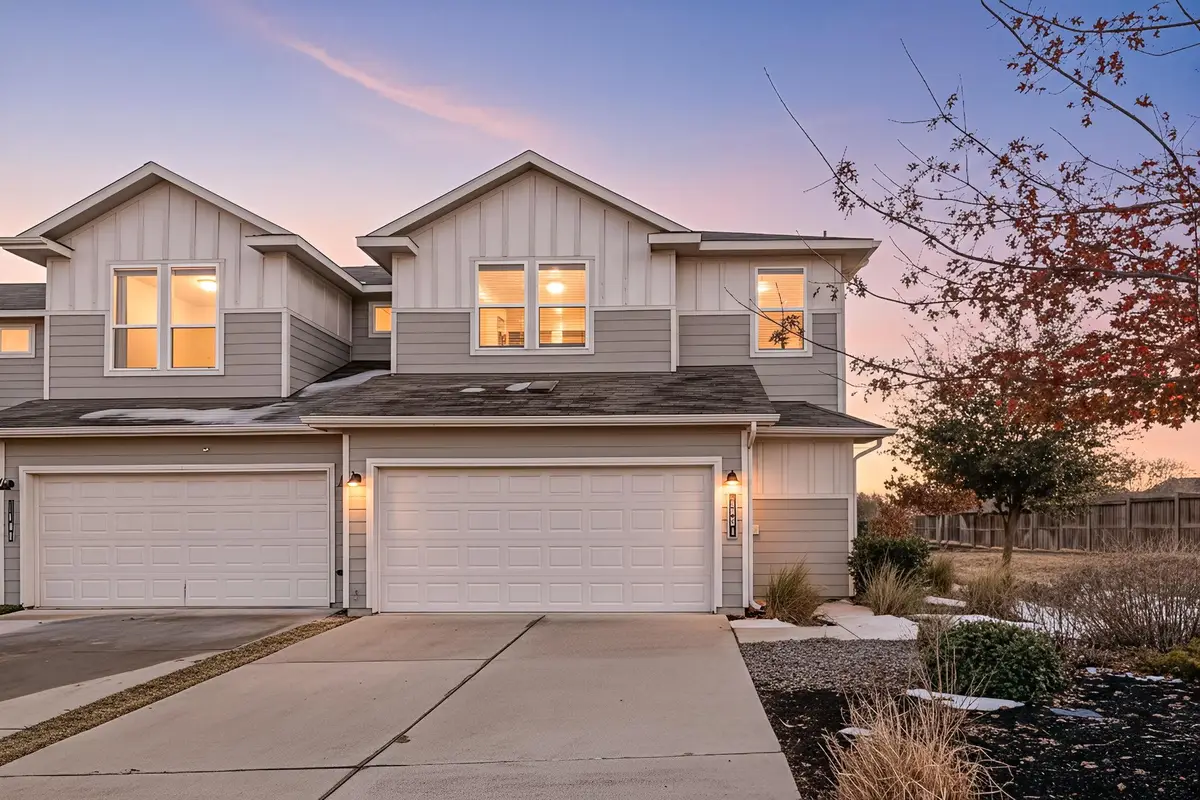 1501 Roseburg Dr, Austin, TX 78754 - Image #1