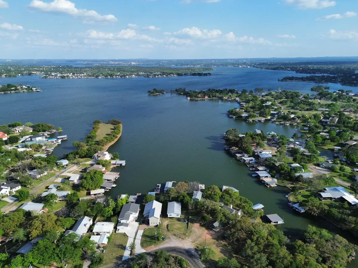 146 Winding Way, Sunrise Beach Village, TX 78643 - #1