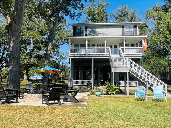 279 Waltons Way, Seguin, TX 78155