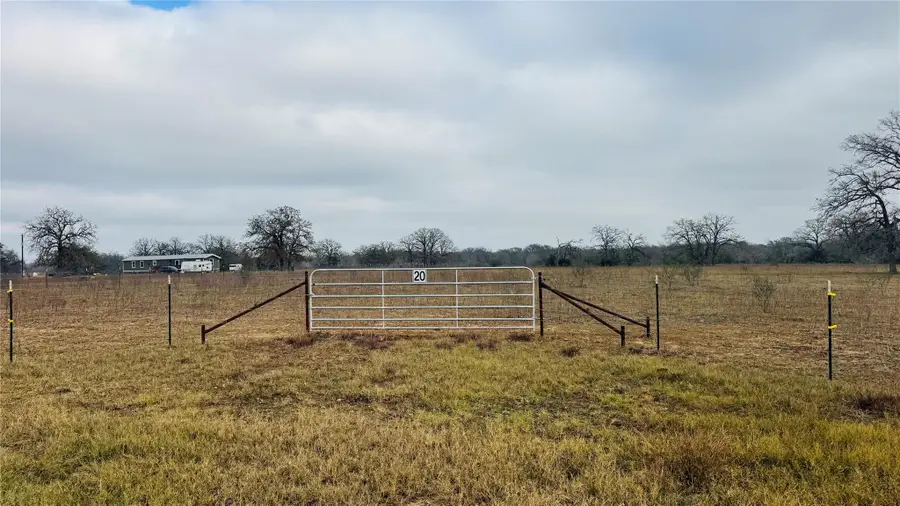 921 Johnson Farms Rd, Harwood, TX 78632 - Image #3