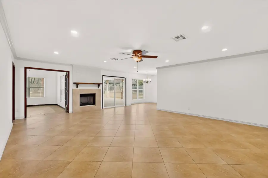 300 Hickok Ct, Austin, TX 78753 - #2