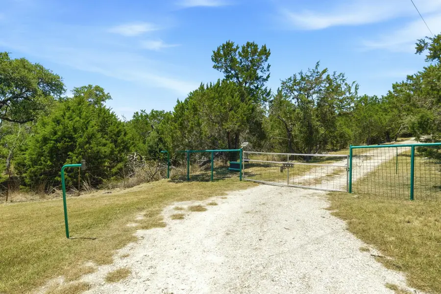 2824 Lost Oak Cv Cv, Georgetown, TX 78628 - #3