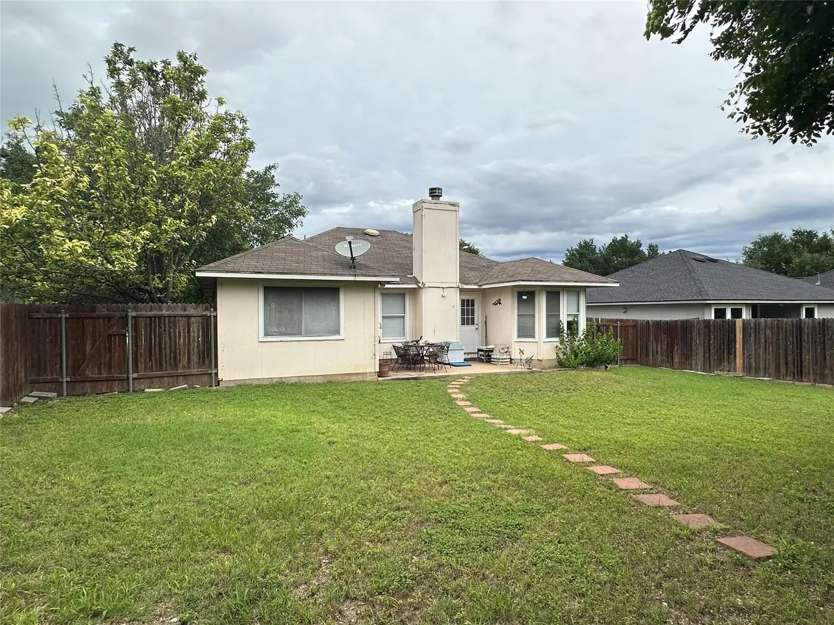 908 Honeysuckle Dr, Leander, TX 78641 - #1