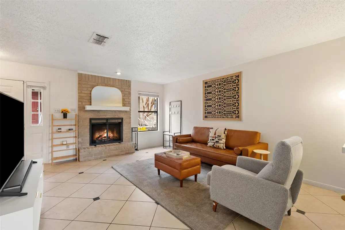 830 Banister Ln, Austin, TX 78704 - #1