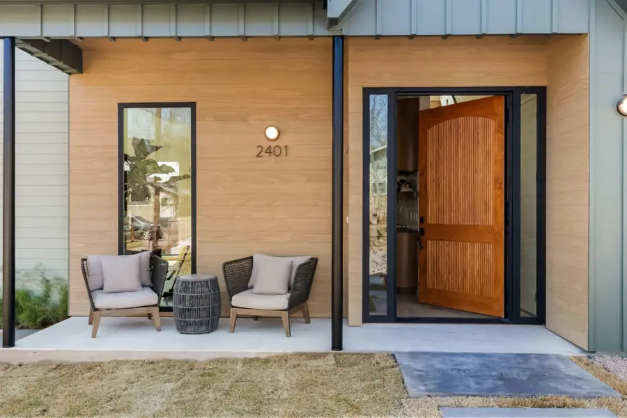 2401 E 18th St, Austin, TX 78702 - #3