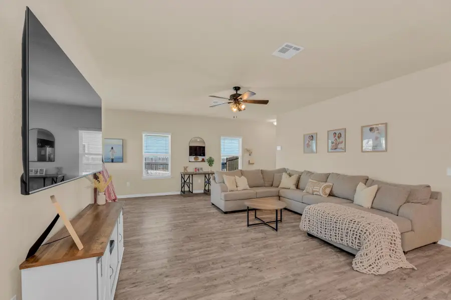 409 Red Matador Ln, Leander, TX 78641 - Image #3