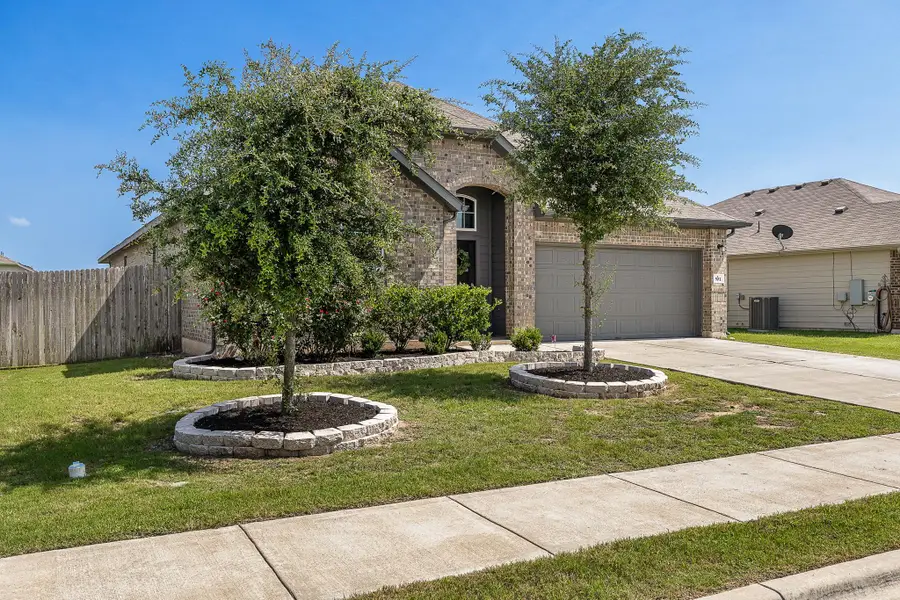 503 Hendelson Ln, Hutto, TX 78634 - #2
