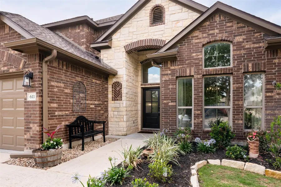 611 Irvin Dr, San Marcos, TX 78666 - #3