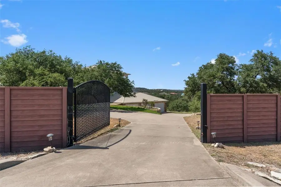 4922 Hidden Creek Ln, Spicewood, TX 78669 - #3