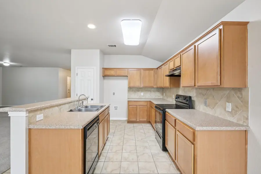 7717 Buckmeadow Dr, Georgetown, TX 78628 - Image #3