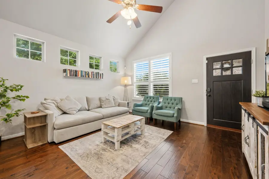 7220 Wyoming Springs Dr #703, Round Rock, TX 78681 - #3