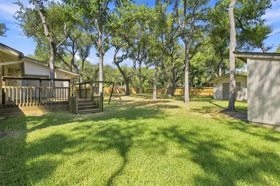 9202 Shady Oaks Dr, Austin, TX 78729 - #2