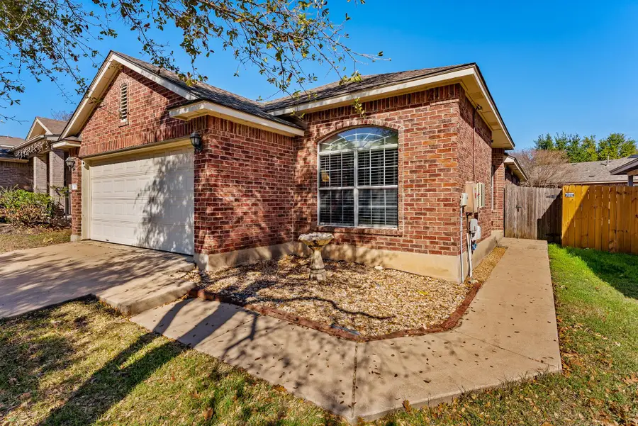 11407 Jim Thorpe Ln, Austin, TX 78748 - Image #3