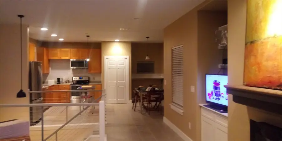 204 Mountain Home Rd, Horseshoe Bay, TX 78657 - #2