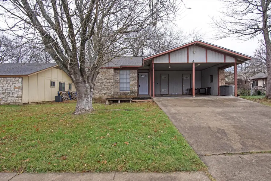 6305 Emerald Forest Dr, Austin, TX 78745 - #2