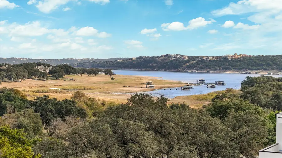2003 Highland Lake Dr, Leander, TX 78645 - Image #2