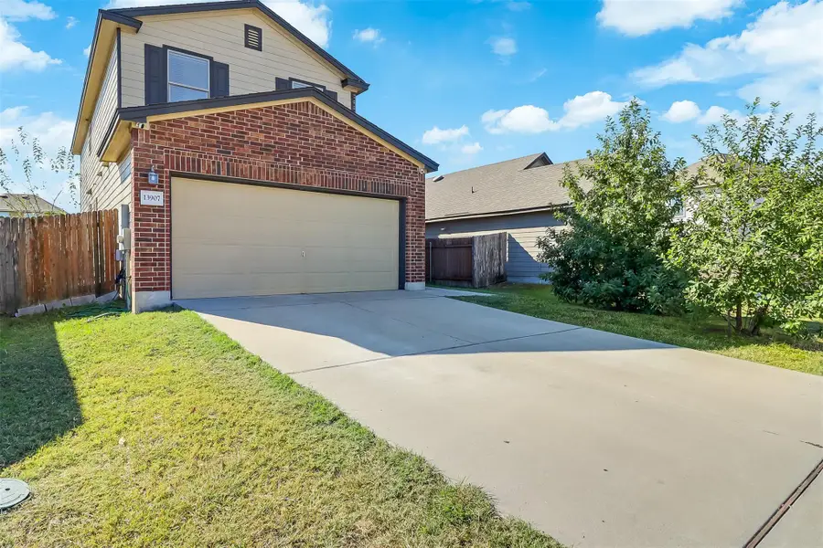 13907 Theodore Roosevelt St, Manor, TX 78653 - Image #2