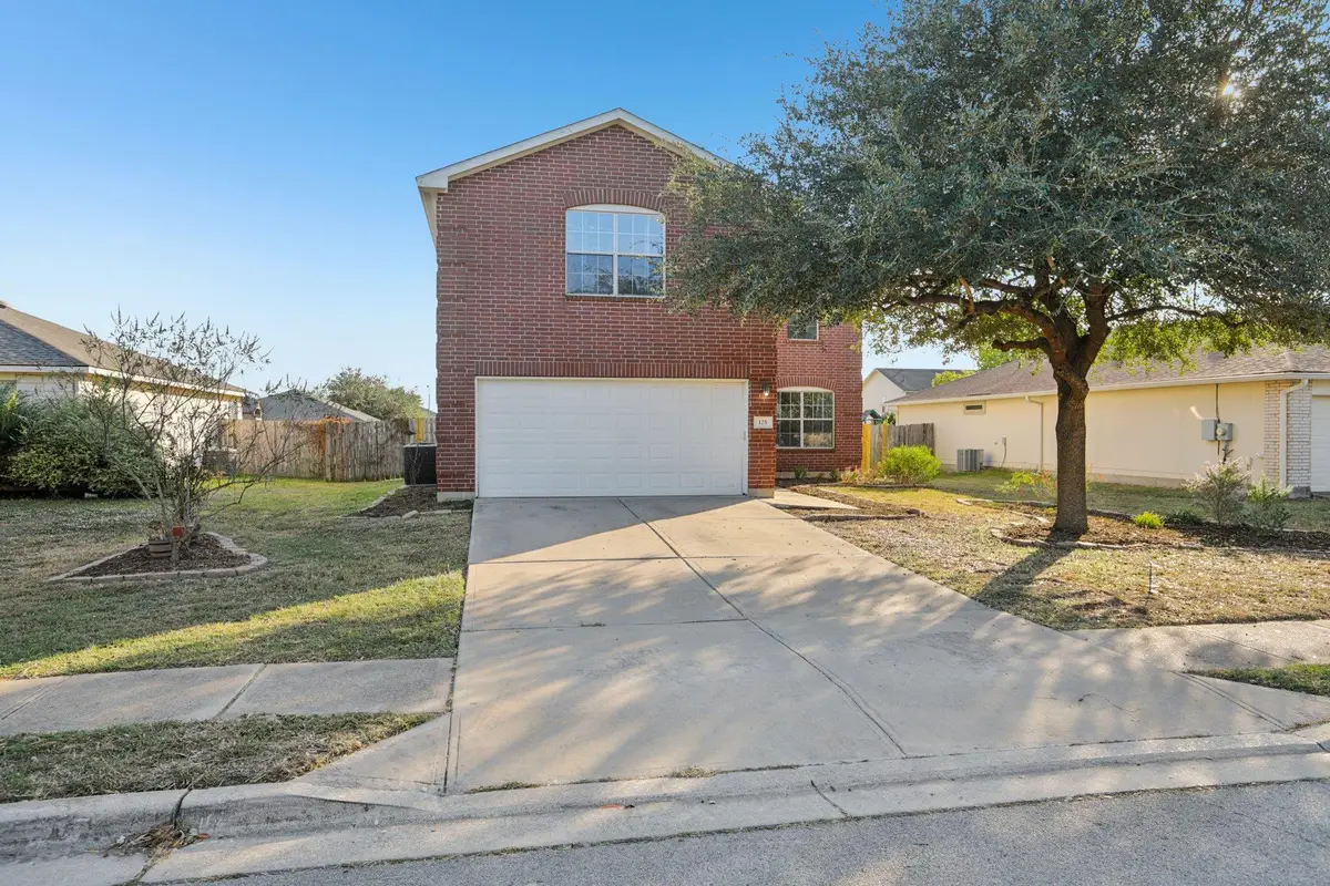 125 Phillips St, Hutto, TX 78621 - Image #1