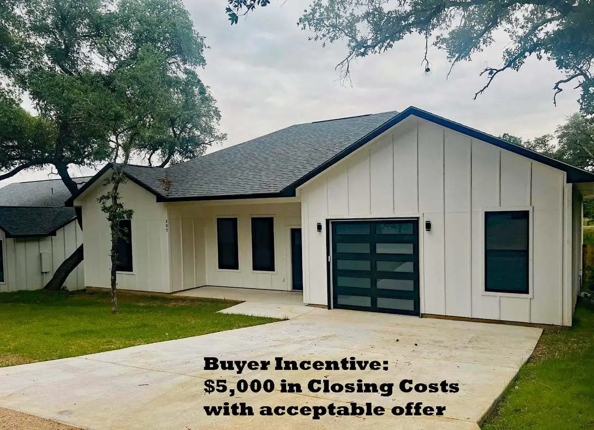 207 Laurel Ln, Spicewood, TX 78669 - #1
