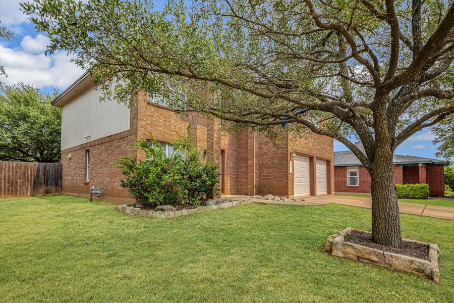 105 Golden Gate Dr, Leander, TX 78641 - #2
