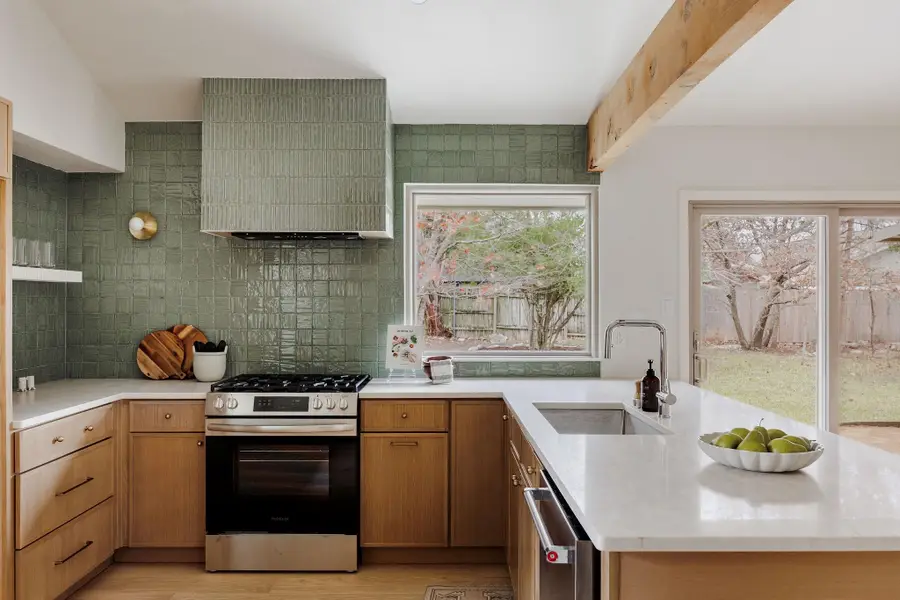 11504 Pradera Dr, Austin, TX 78759 - Image #3