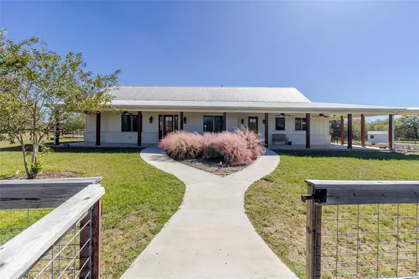 397 Glass Ln, Bastrop, TX 78602