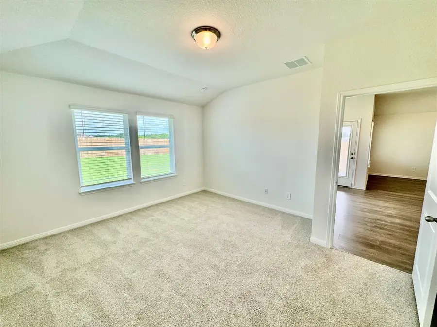 229 Red Tail Hawk Ln, Cedar Creek, TX 78612 - #3