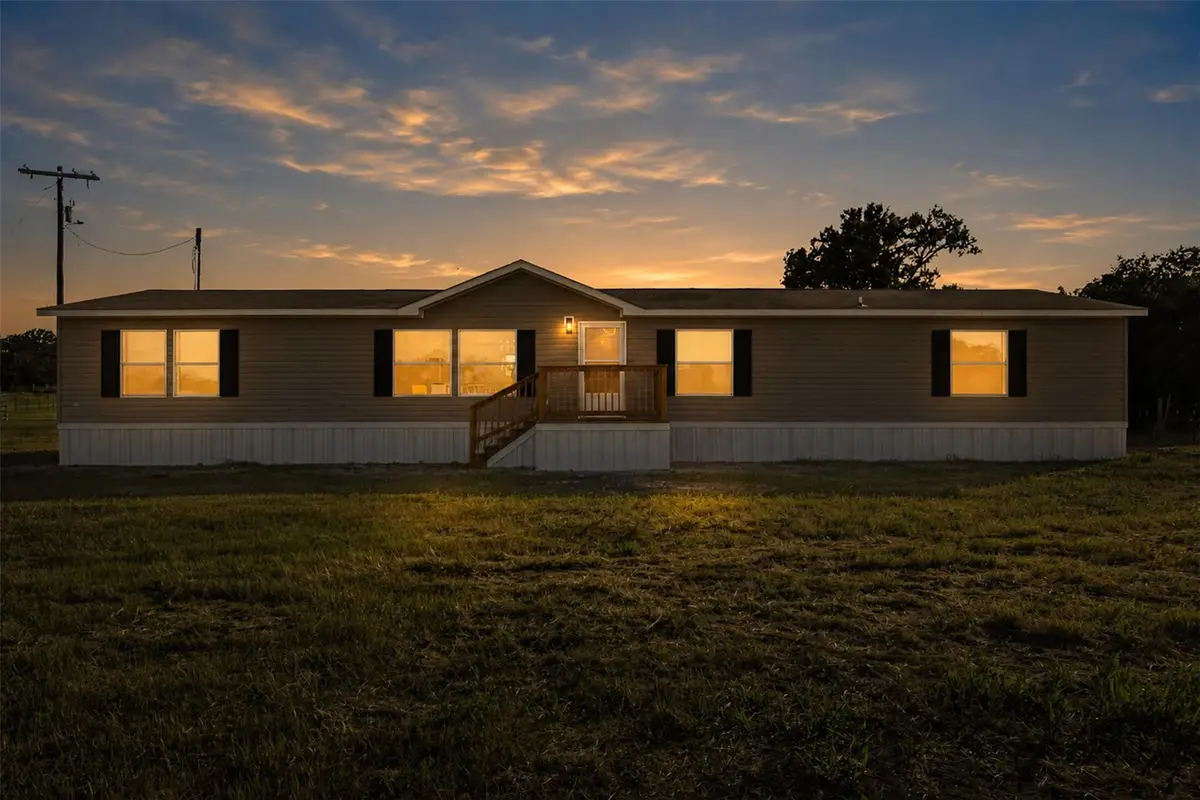3299 Dale Ln, Dale, TX 78616 - #1