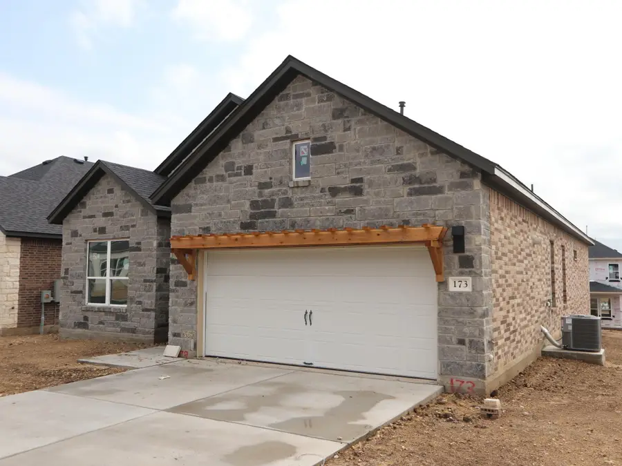 173 Bishop Wood Rd, Dripping Springs, TX 78620 - Image #2