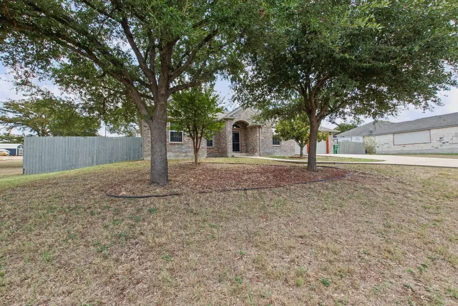 150 Chesterfield Dr, Kingsland, TX 78639 - #3