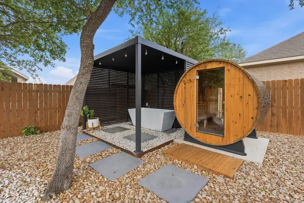 104 Red Granite Rd, Georgetown, TX 78633