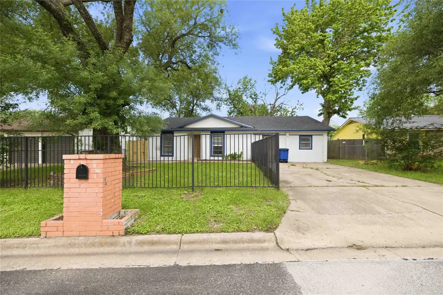 4502 Turnstone Dr, Austin, TX 78744 - #2