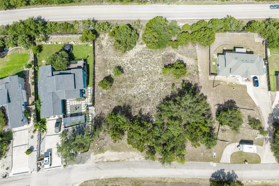 910 Daviot Dr, Spicewood, TX 78669 - #2