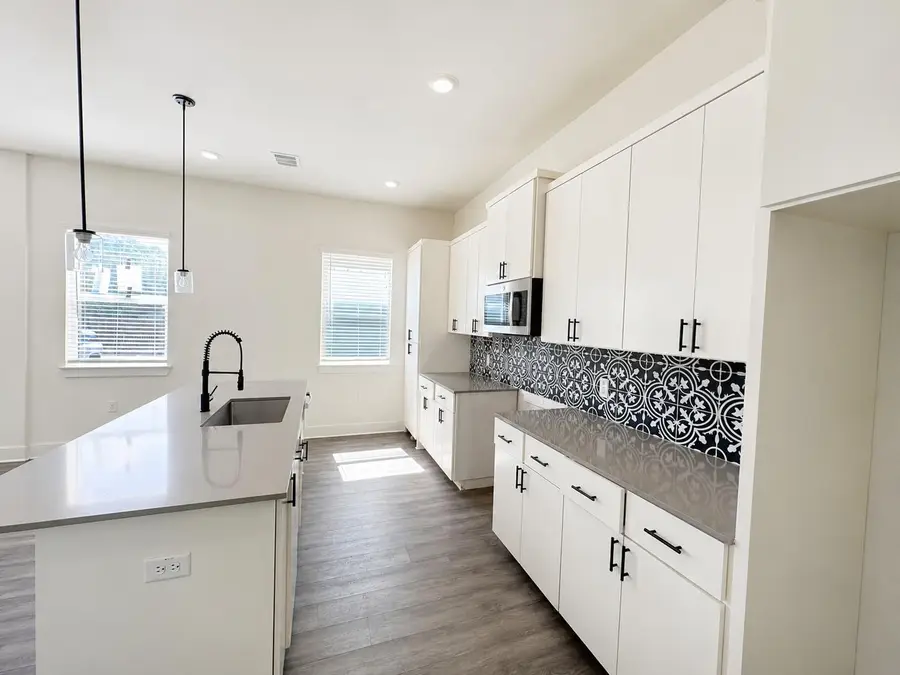 1106 Begonia Ter #1, Austin, TX 78741 - #2