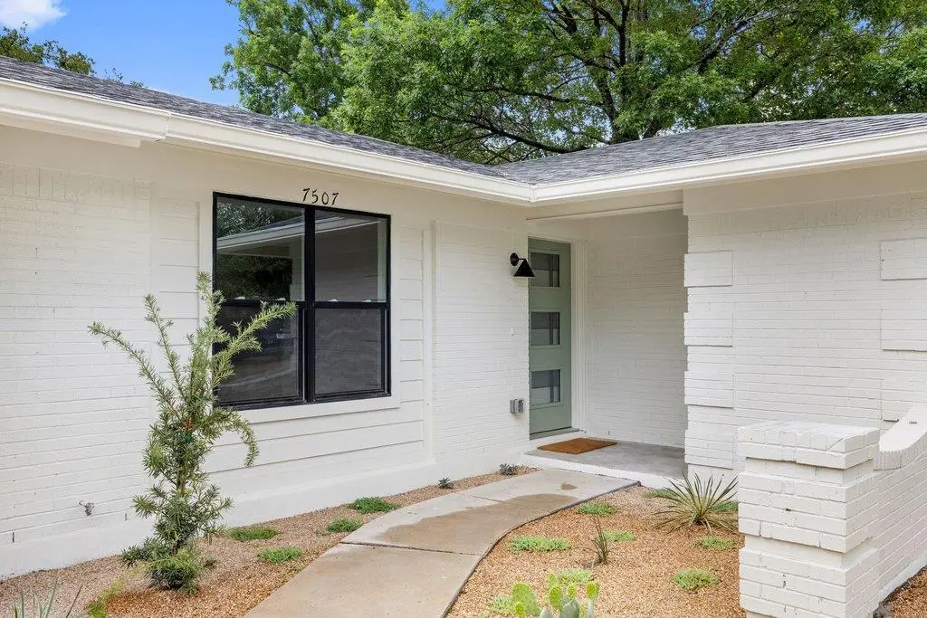 7507 Daugherty St, Austin, TX 78757 - #1