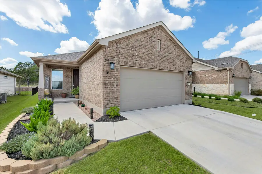 104 Coachsmith St, Georgetown, TX 78633 - Image #2