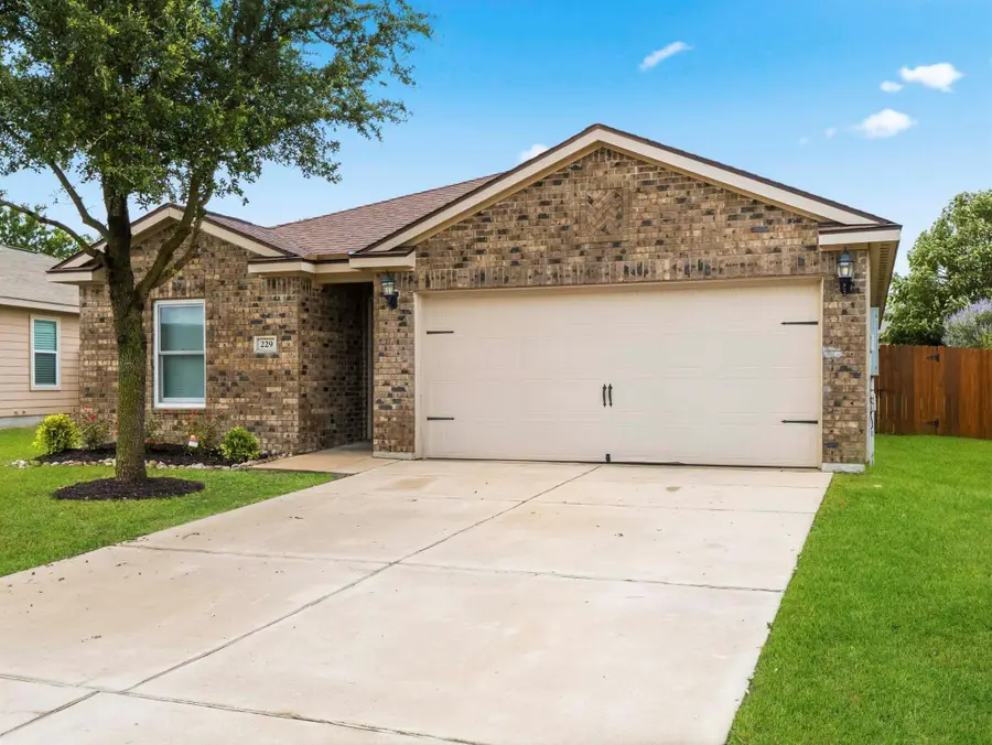 229 J E Brown Ln, Jarrell, TX 76537 - #2
