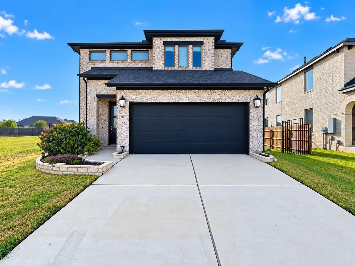 208 Dycus Bnd, Liberty Hill, TX 78642 - #1