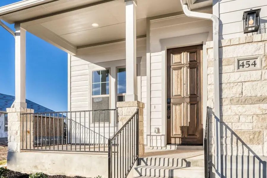 454 Burlington Dr, Buda, TX 78610 - Image #2