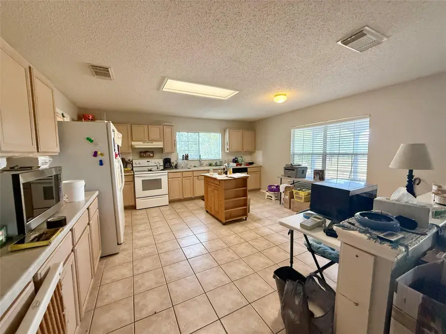 3085 Crestmont Ln, Kyle, TX 78640 - #3