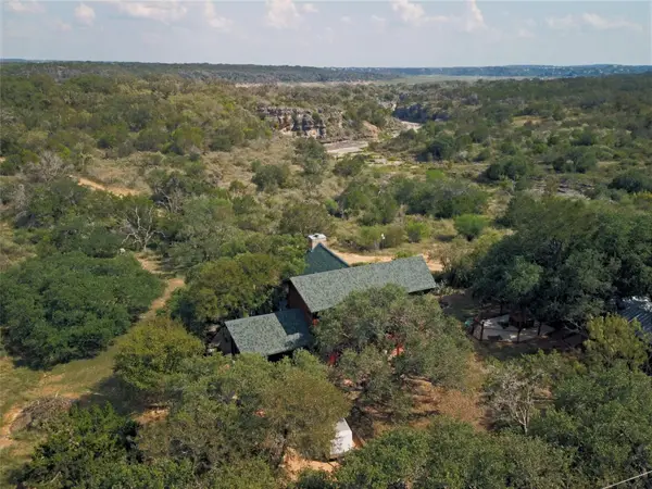 601 Echo Dr, Spicewood, TX 78669
