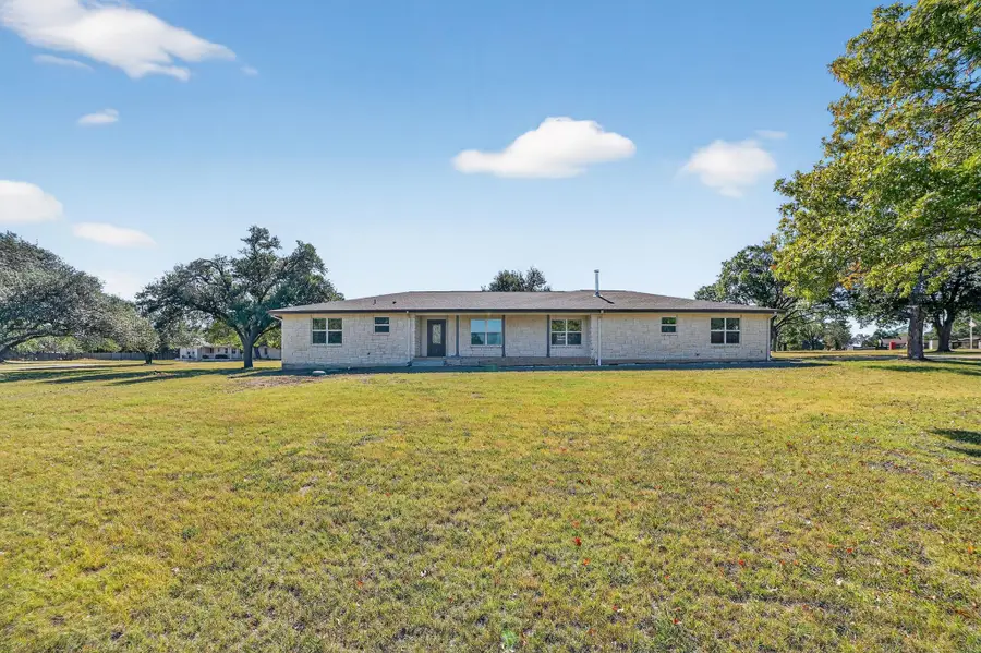 313 Starview Dr, Georgetown, TX 78628 - Image #2