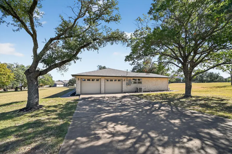 313 Starview Dr, Georgetown, TX 78628 - Image #3