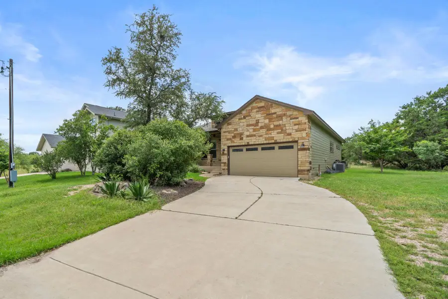 413 Bedford Dr, Spicewood, TX 78669 - #2