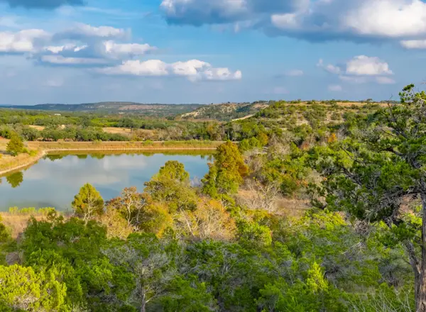 518 Curly H Ranch Rd, Dripping Springs, TX 78620
