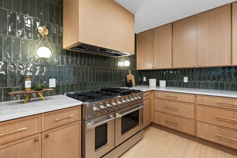 4008 Balcones Woods Dr, Austin, TX 78759 - #2