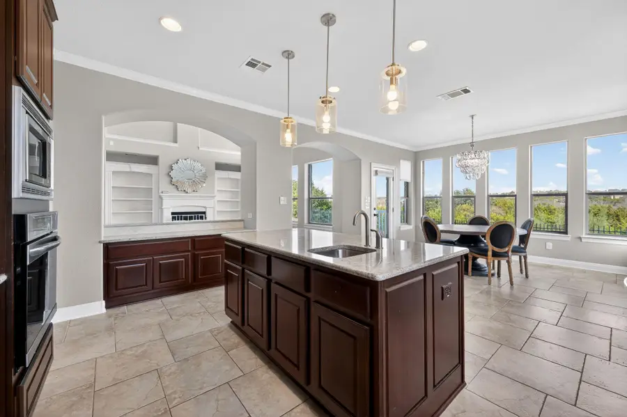 5801 Leckrone Cv, Austin, TX 78735 - Image #2