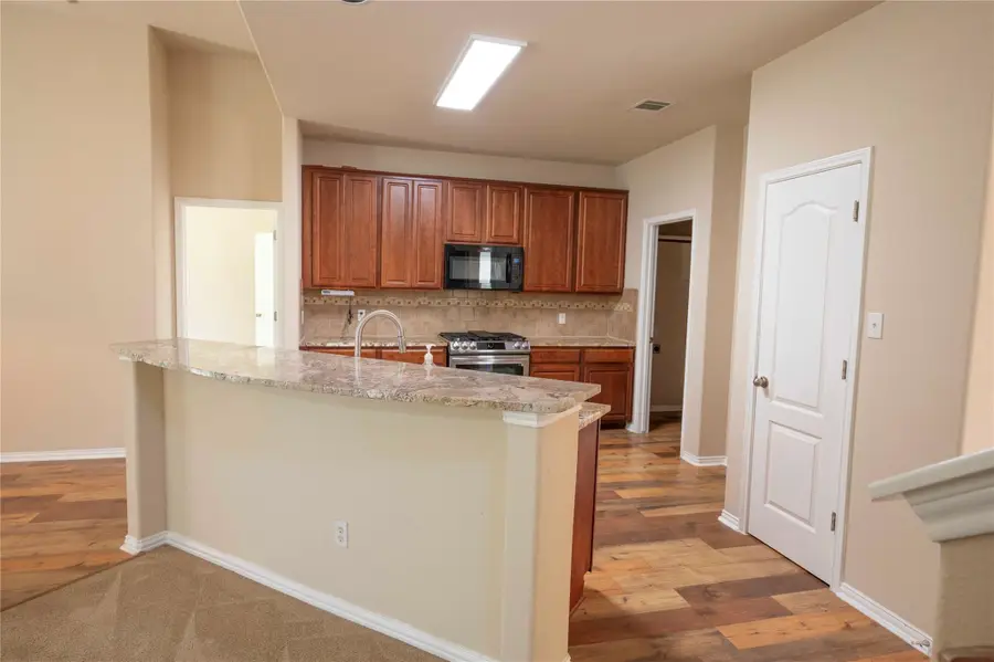 2070 Intrepid Dr, Buda, TX 78610 - #3