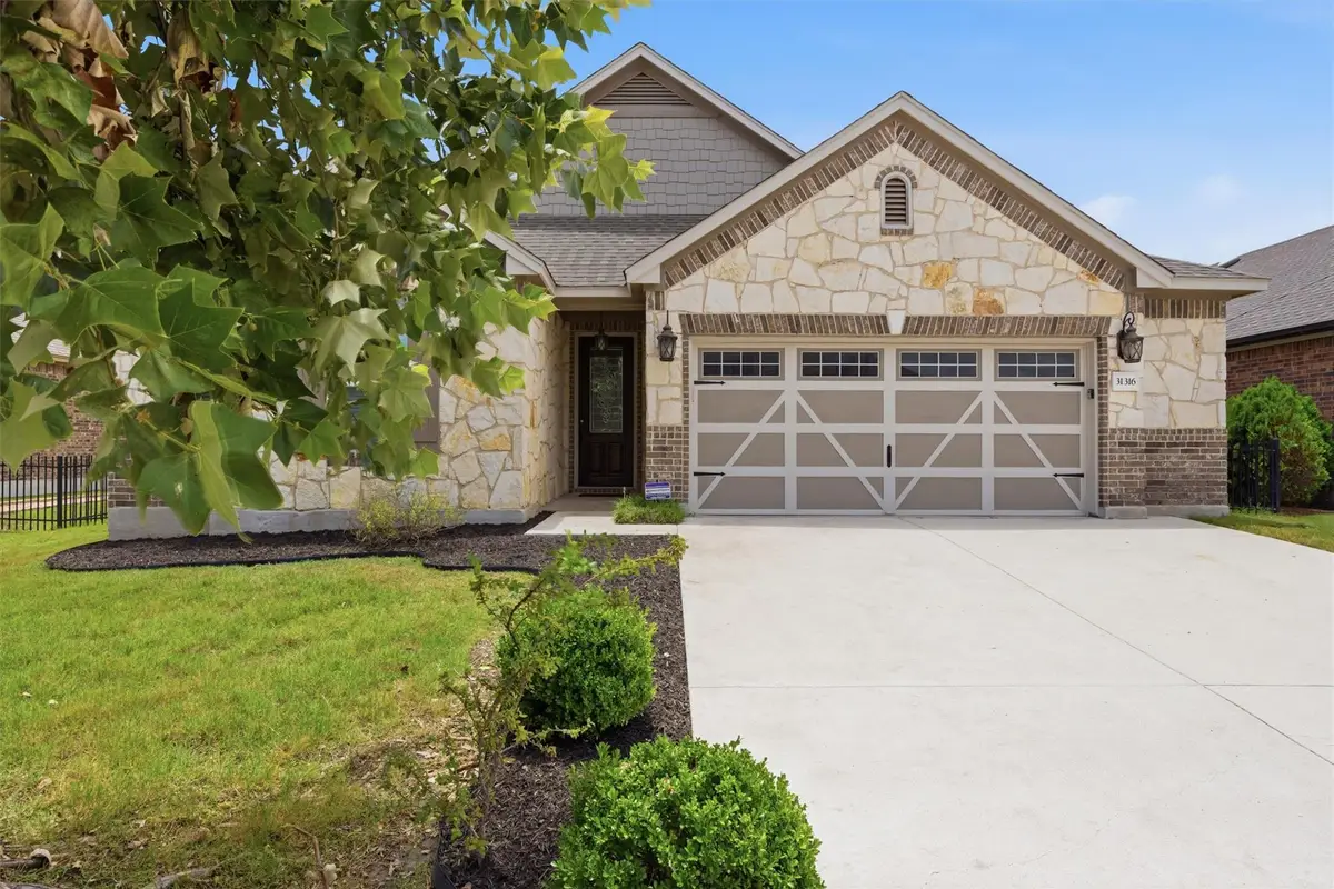 31316 Kingsway Rd, Georgetown, TX 78628 - #1