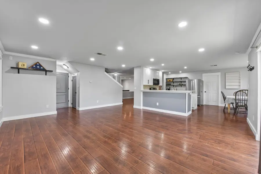 3821 Tailfeather Dr, Round Rock, TX 78681 - #2